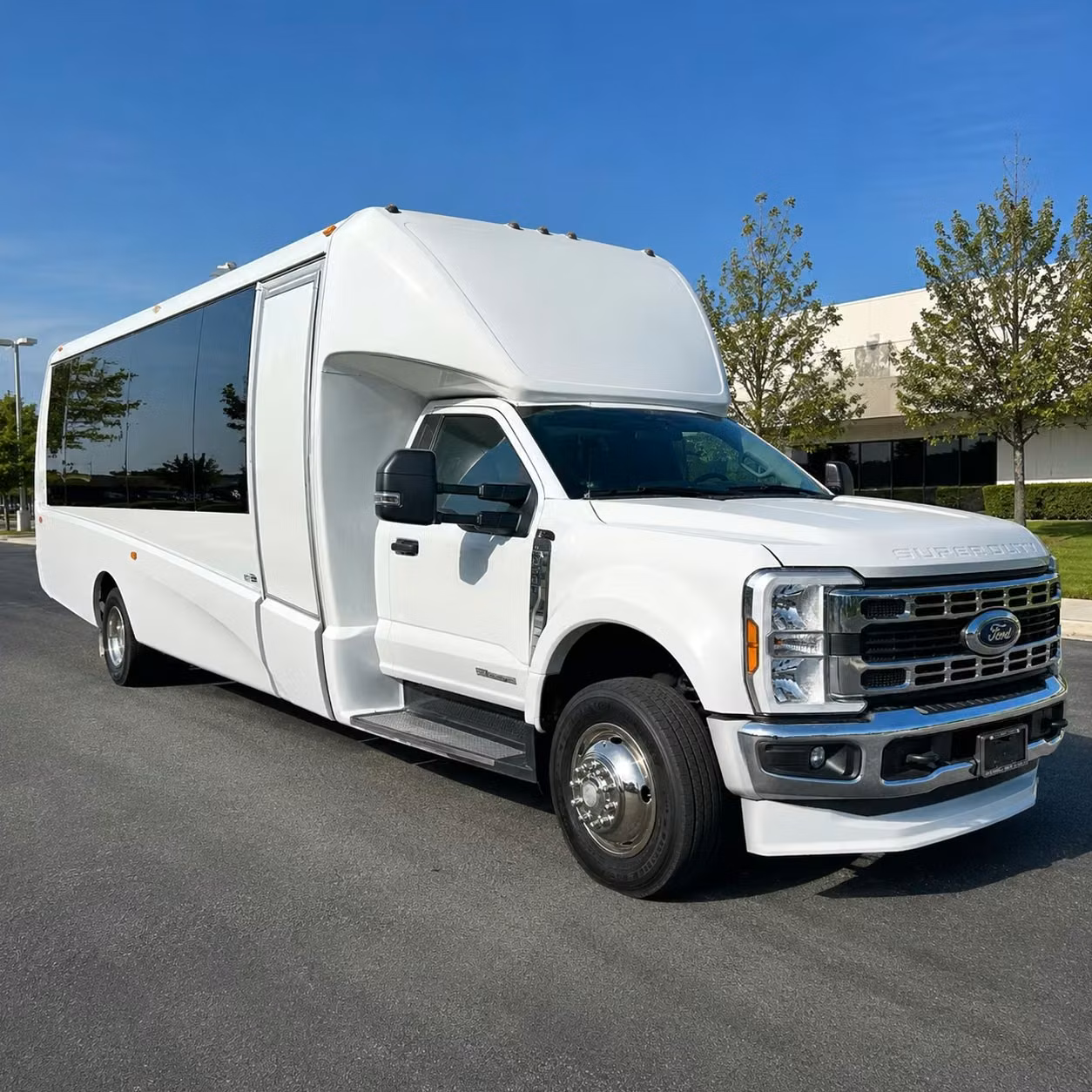 18 passenger minibus