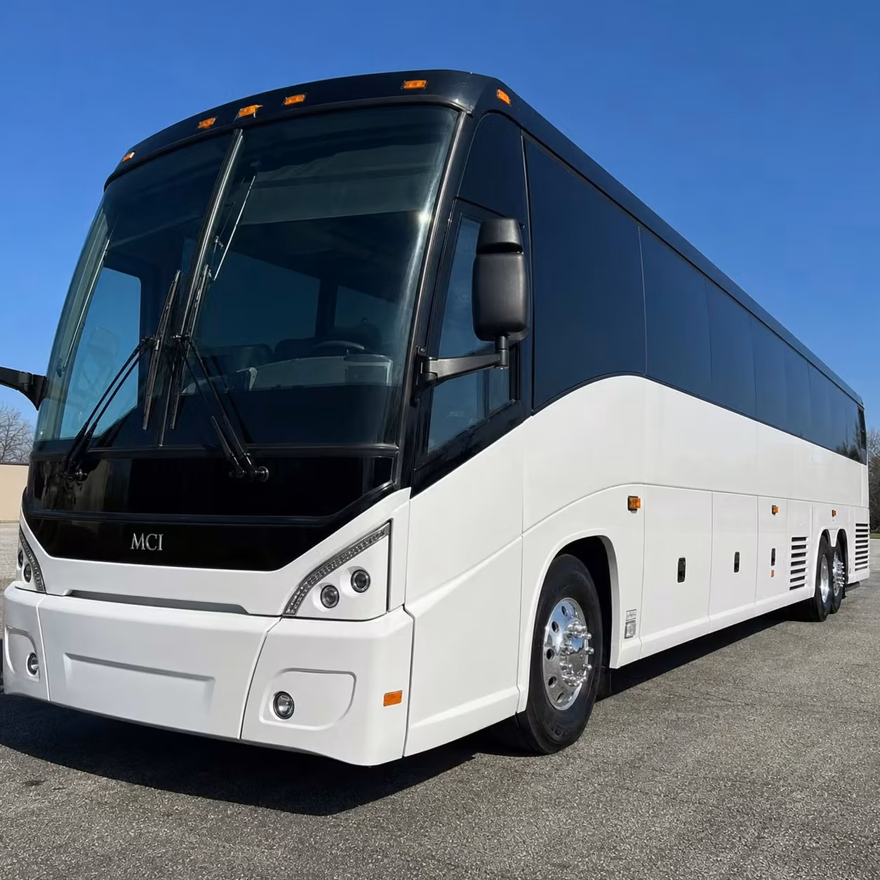 why amarillo groups trust bus rentals over rideshares for airport runs